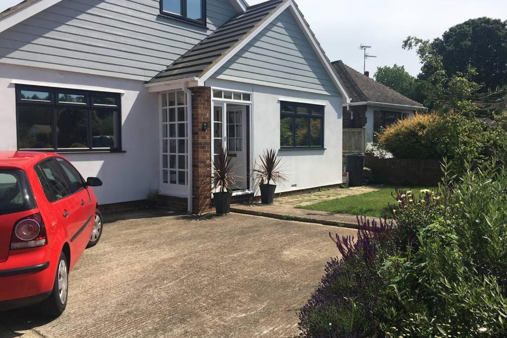 Stylish holiday let in central Broadstairs Appartement Buitenkant foto