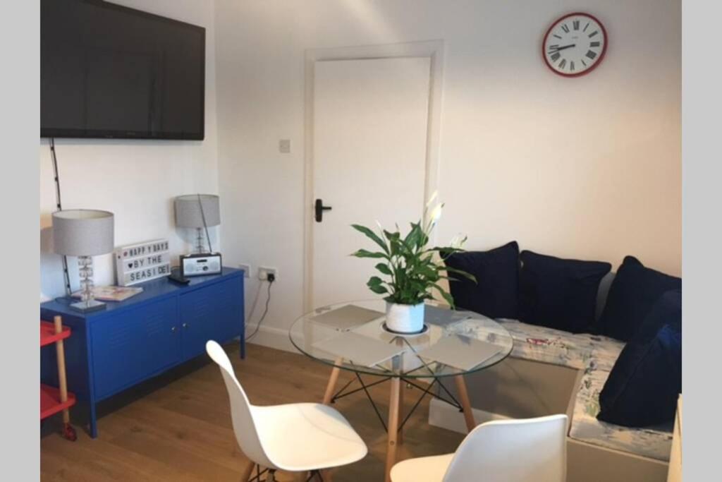 Stylish holiday let in central Broadstairs Appartement Buitenkant foto