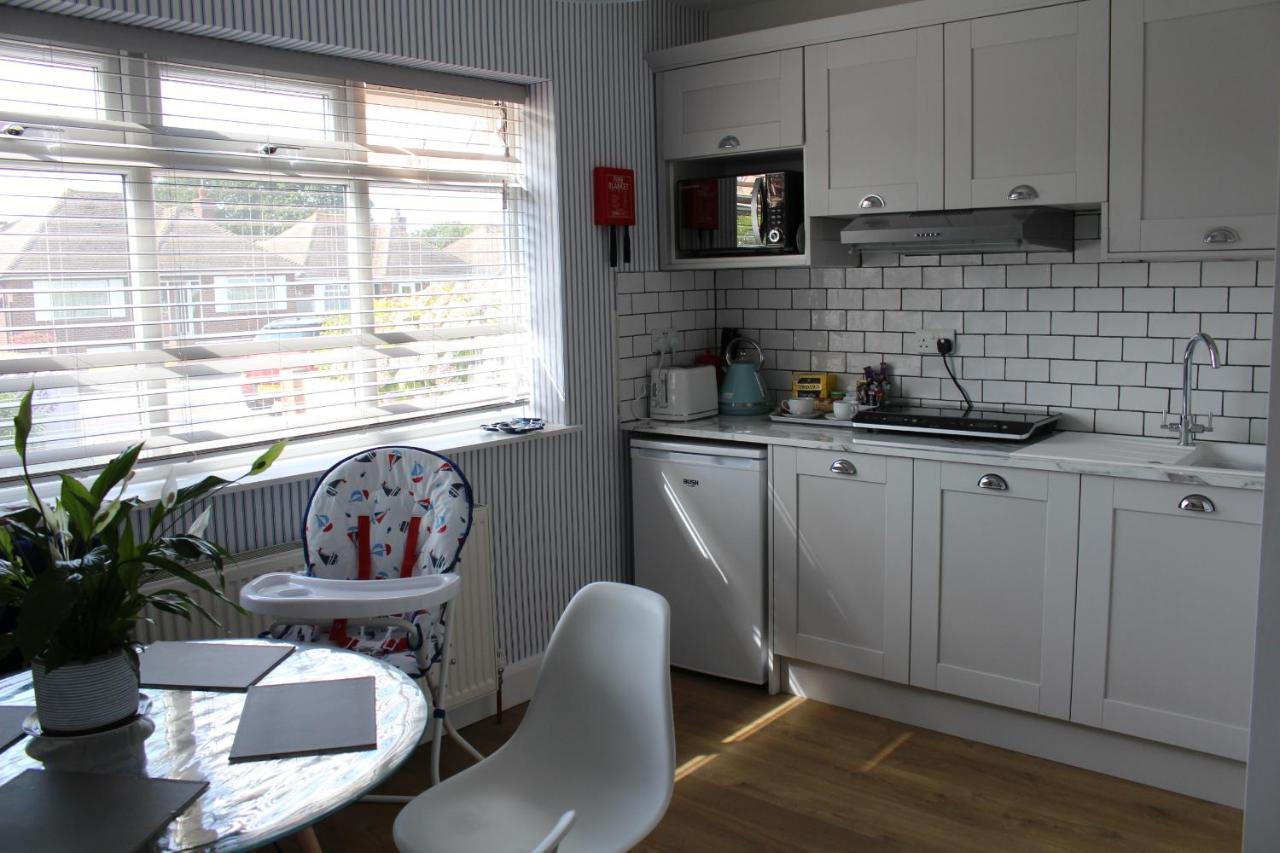 Stylish holiday let in central Broadstairs Appartement Buitenkant foto