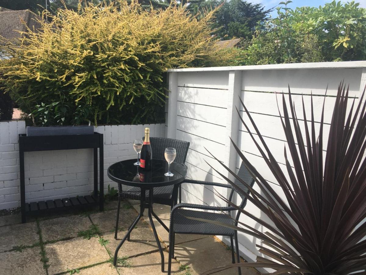 Stylish holiday let in central Broadstairs Appartement Buitenkant foto